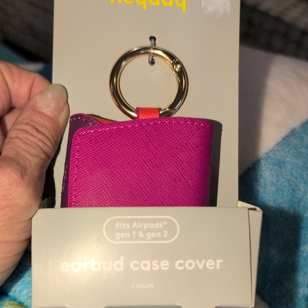 Heyday Pink Earbud Case with Gold Ring